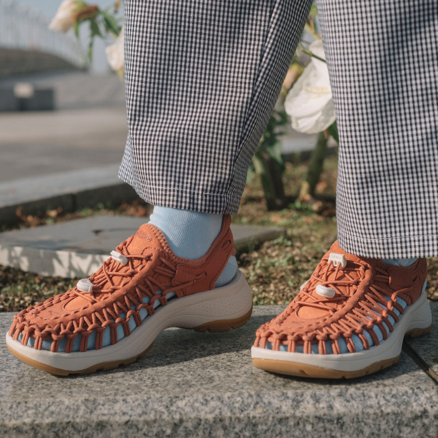 Women's UNEEK Astoria | Baked Clay/Birch - Image 8