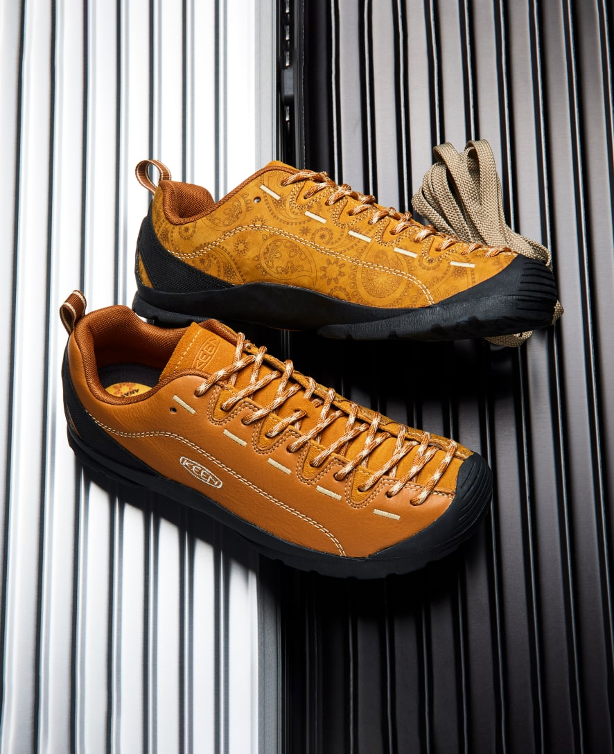 Men's Jasper Sneaker x T.H.C. | Nighttime Paisley - Image 9