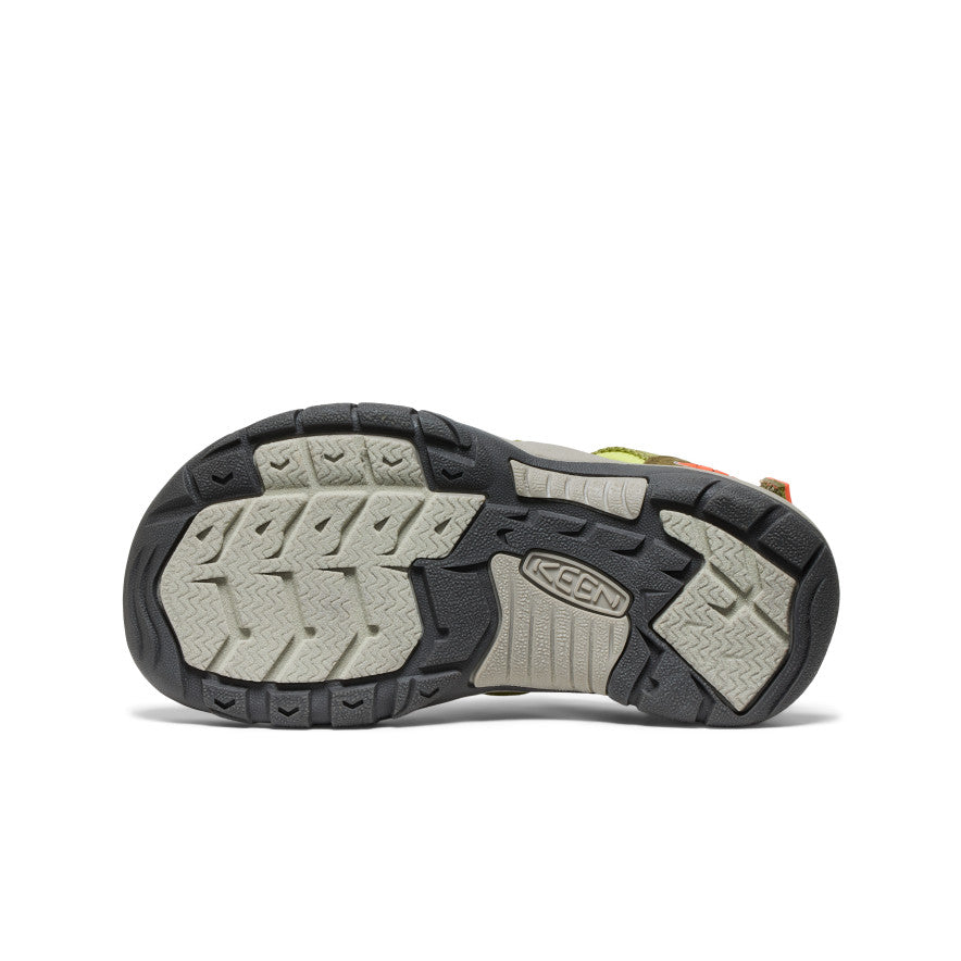 Big Kids' Newport Boundless Sandal | Dark Olive/Scarlet Ibis - Image 6